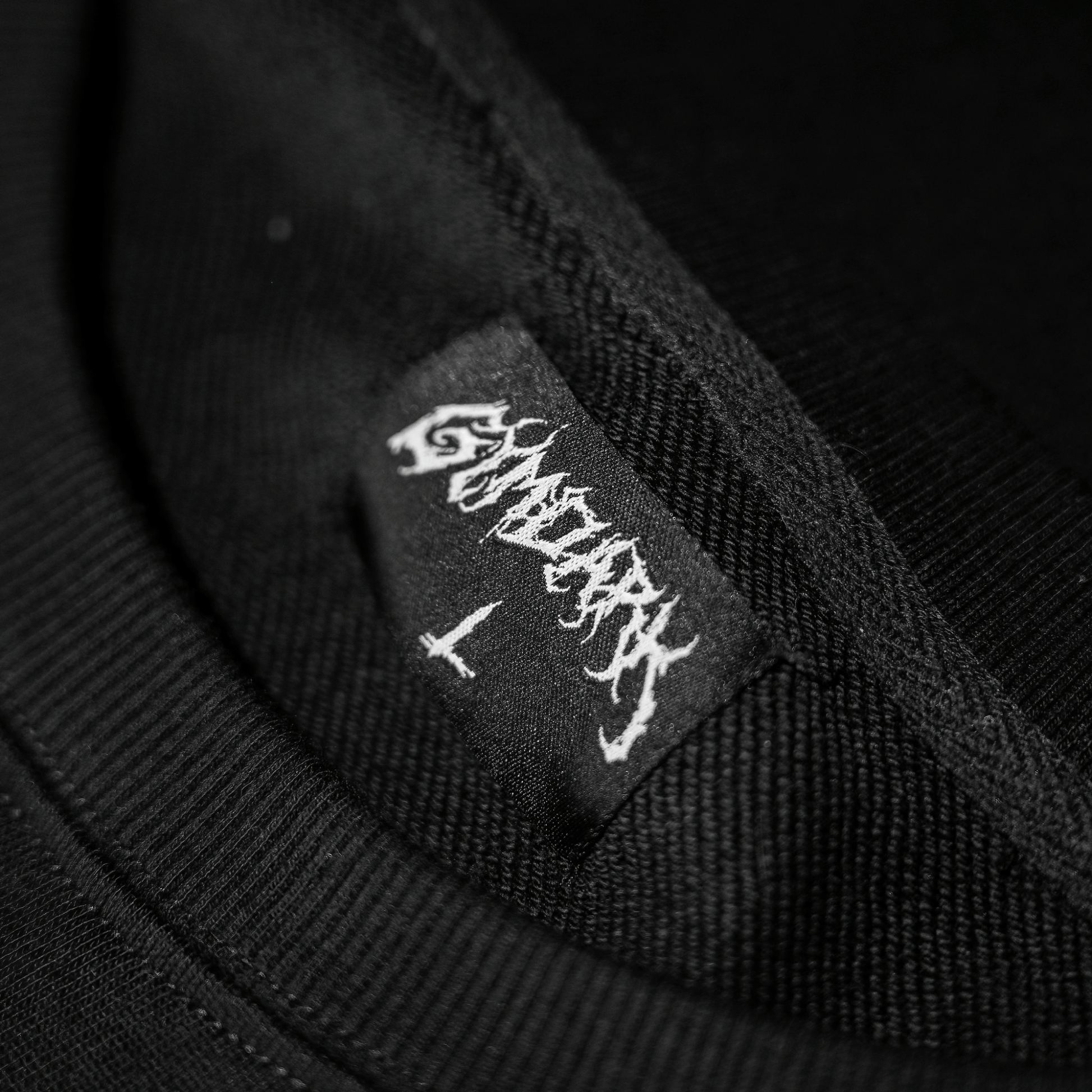 The Divine Wraith - Gym Dark - Crewneck - 